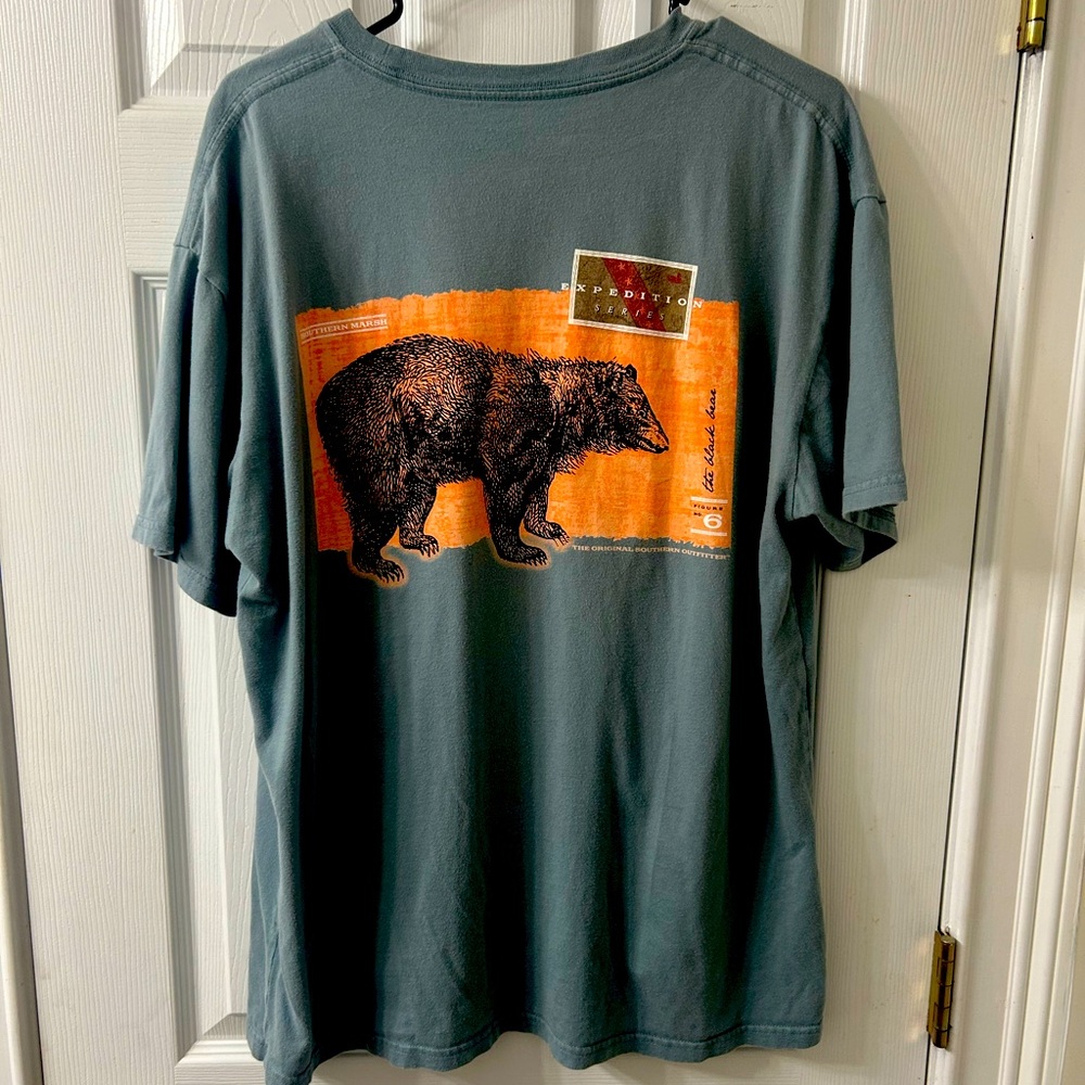 *RARE* Southern Marsh Expedition Series The Black Bear size Large Pocket T-shirt